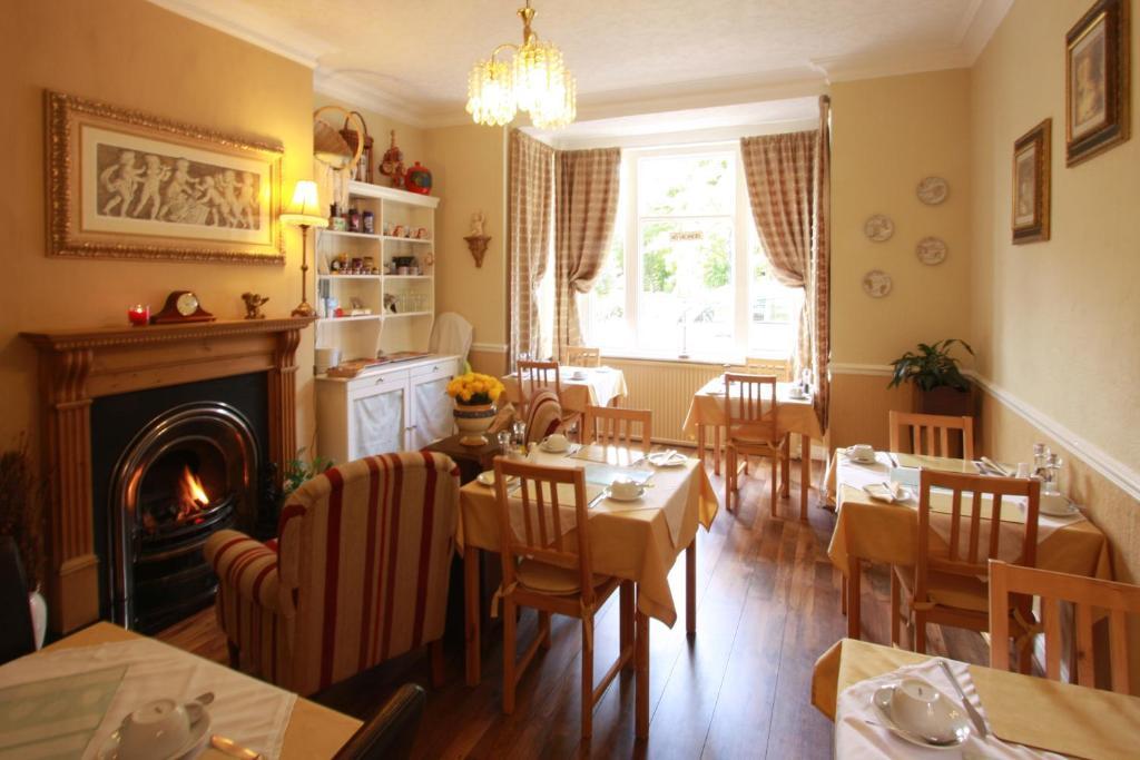 Bed and Breakfast The Hollies à Fulford  Extérieur photo