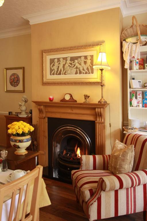 Bed and Breakfast The Hollies à Fulford  Extérieur photo
