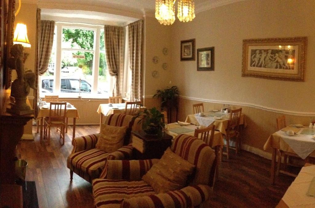 Bed and Breakfast The Hollies à Fulford  Extérieur photo