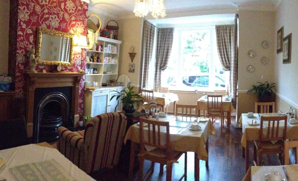 Bed and Breakfast The Hollies à Fulford  Extérieur photo